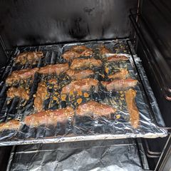 A picture of Yummy duck jerky.