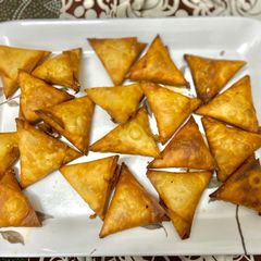 A picture of Prawn samosa.