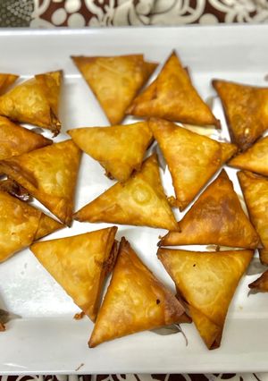 A picture of Prawn samosa.