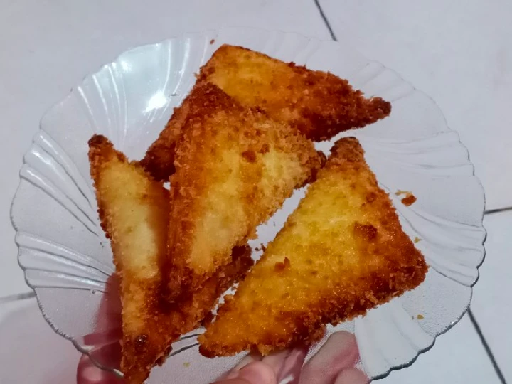 Langkah Mudah untuk Membuat Resep Roti tawar goreng isi Ragout yang  Bikin Ketagihan Anti Ribet, Lezat Sekali