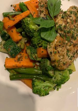 A picture of Green veg and Chicken salad.