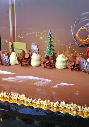 Une photo de Bûche trois chocolats #dessertsdefete