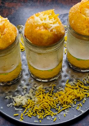 A picture of Pizza Pani Puri shots.