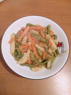 Una foto de Curry de verduras