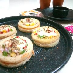 A picture of Idli Pizza Disc.
