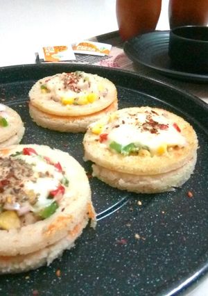 A picture of Idli Pizza Disc.