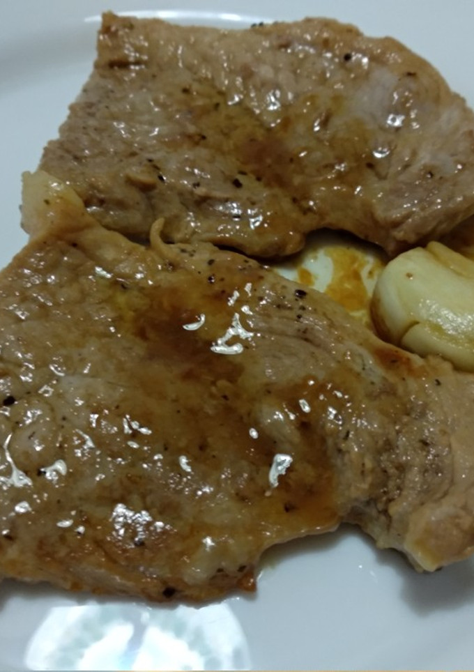 Una foto de Filetes de cerdo en salsa