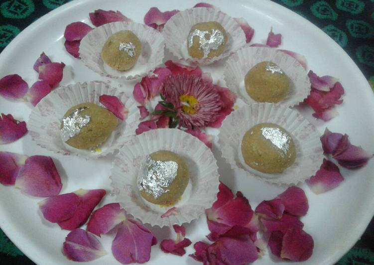 Uraddal laddu