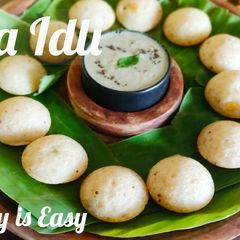 A picture of Rava Idli.