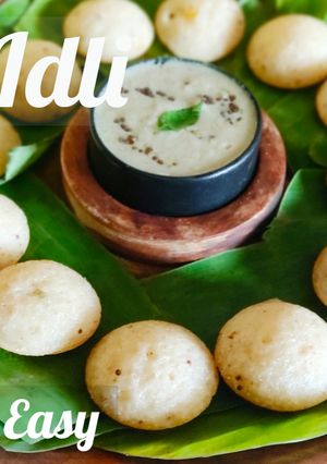 A picture of Rava Idli.