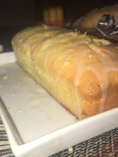 Una foto de Budín de limón/ naranja húmedo