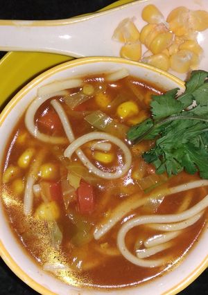 મીનીસ્ટ્રોંન સૂપ (Minestrone Soup Recipe in Gujarati) રેસીપી મુખ્ય ફોટો