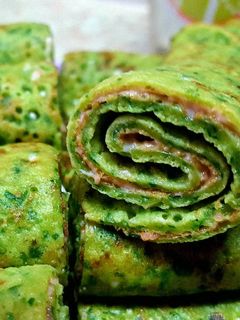 Spenótos palacsinta lazacos krémmel recept fotója