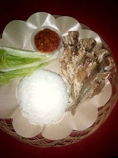 Foto resep Ikan Selar With Sambal Tomat