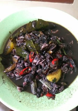 Foto resep Cumi hitam (tanpa amis)