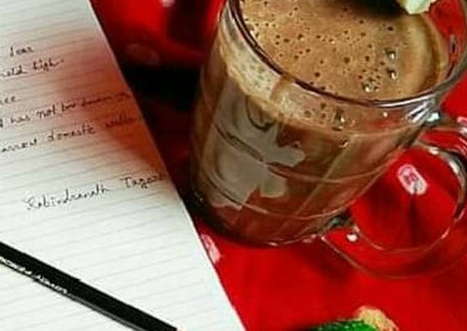 Chocolate oats banana smoothie Recipe