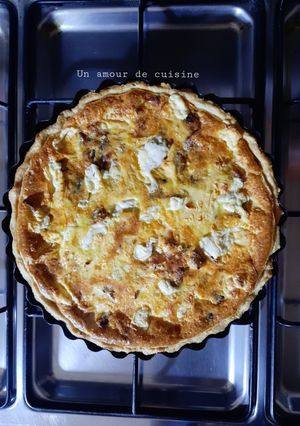 Une photo de Quiche poulet champignons fromage 🍕