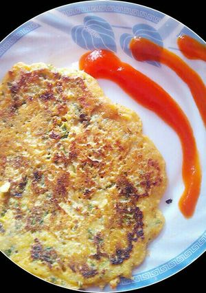 A picture of Daal besan chilla😆😋.