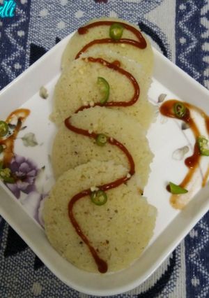 A picture of Rava idli without curd.