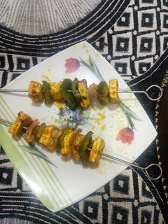 पनीर टिक्का (Paneer Tikka recipe in Hindi) रेसिपी मुख्य फोटो