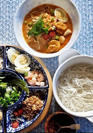 A picture of Curry Laksa.