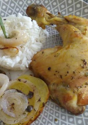 Una foto de Sencillo Pollo al Horno, con Limón y Mostaza a lo Carmelita