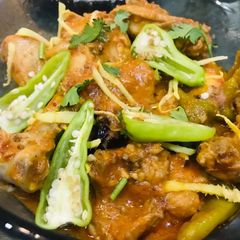 A picture of 3 spice shinwari karahi.