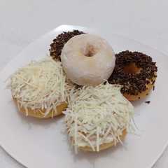 รูปของ Donat kentang