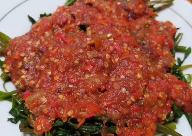 Bahan-bahan Rujak Kangkung Sederhana dan Mudah Dibuat