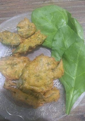 A picture of Palak bhajiya.