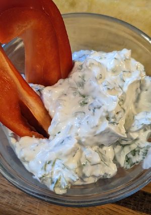 A picture of Amazing Ranch Dip.