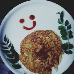 A picture of Besan chilla.