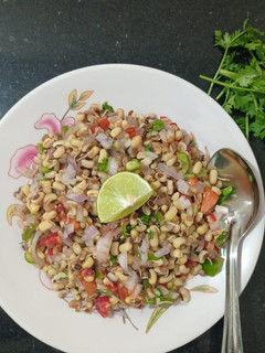 A picture of Sprouts Salad.