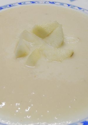 Una foto de Vichyssoise de pera