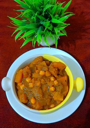 A picture of Pumpkin and Chickpea Curry (with Mustard Spices).