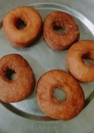 मेदू वड़ा (medu vada recipe in Hindi) रेसिपी मुख्य फोटो