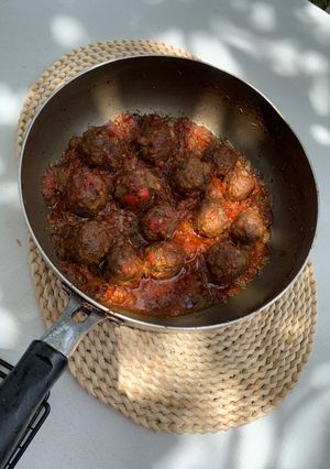 Meat Ball Sauce ainihin hoton girkin