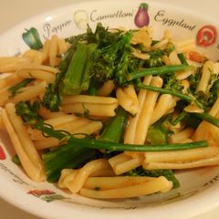 A picture of Broccolini & Anchovy Pasta.