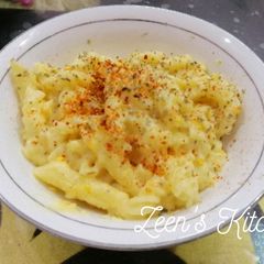 A picture of Cheese and Pasta.