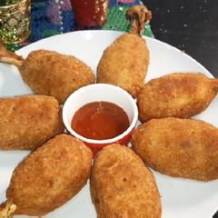A picture of Chicken drum sticks.