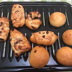 A picture of Butter rolls.