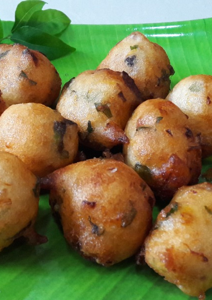 இட்லி மாவு போண்டா செய்முறை முக்கிய புகைப்படம்