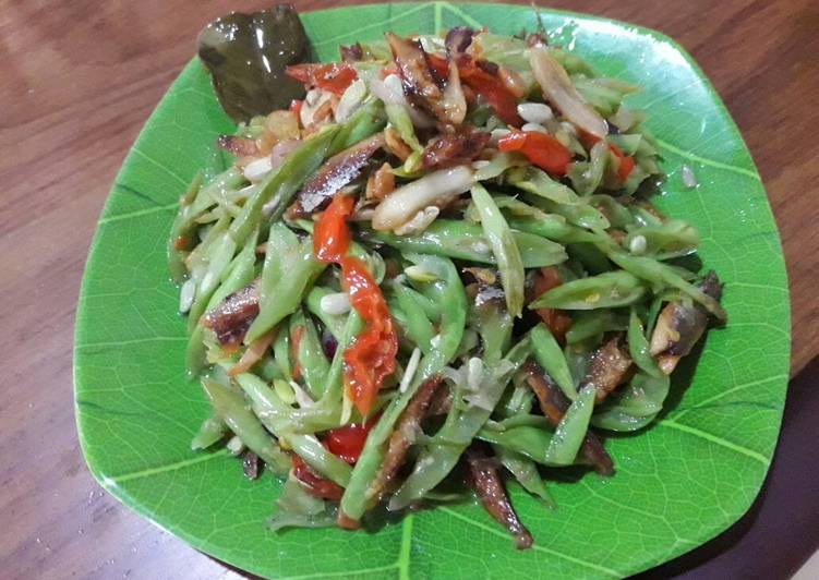 Resep Tumis buncis tauco ikan asin yang Enak