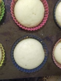 Una foto de Cupcakes de vainilla fáciles y económicos