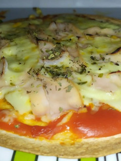 Una foto de Pizza-fajitas de pavo y quesosss