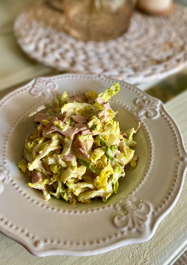 Una foto de Ensalada de pollo como la de mi madre