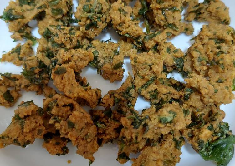 Crispy palak pakoda