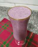 Coconut milkshake de uva y frutilla 🍇🍓 :)