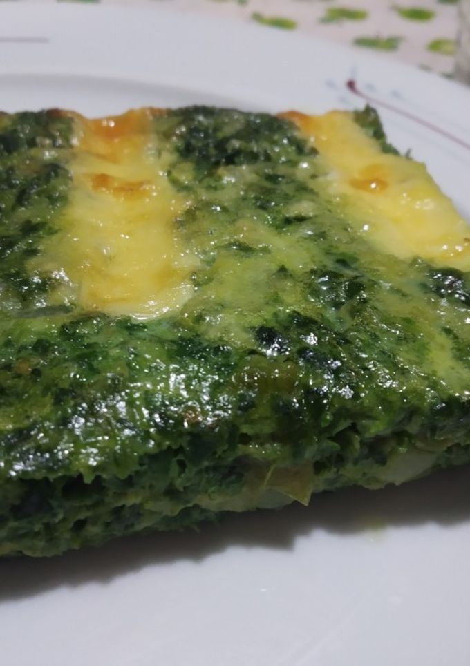 Una foto de Tortilla al horno de espinaca y queso