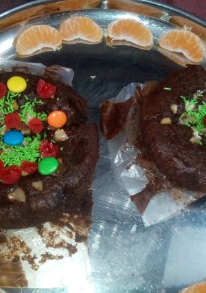 A picture of Christmas baby choco cake.